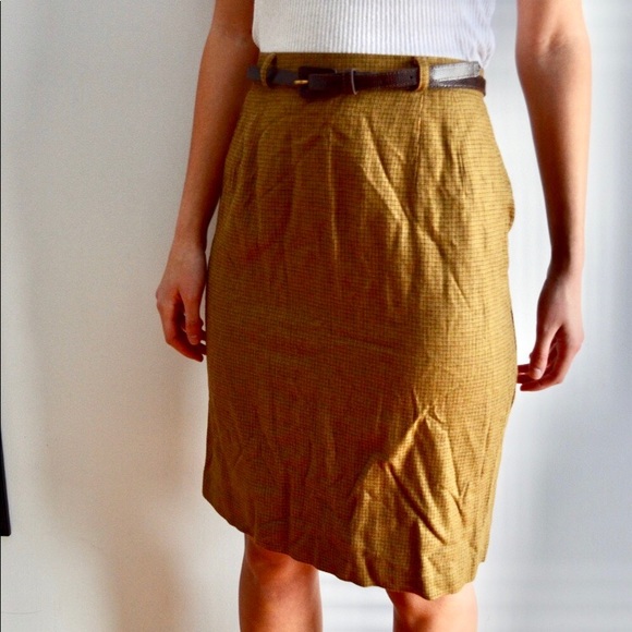 Plaid skirt - Picture 2 of 4